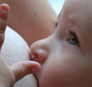  Breastfeeding Baby