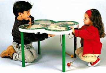Kids playing with Magnetic toys